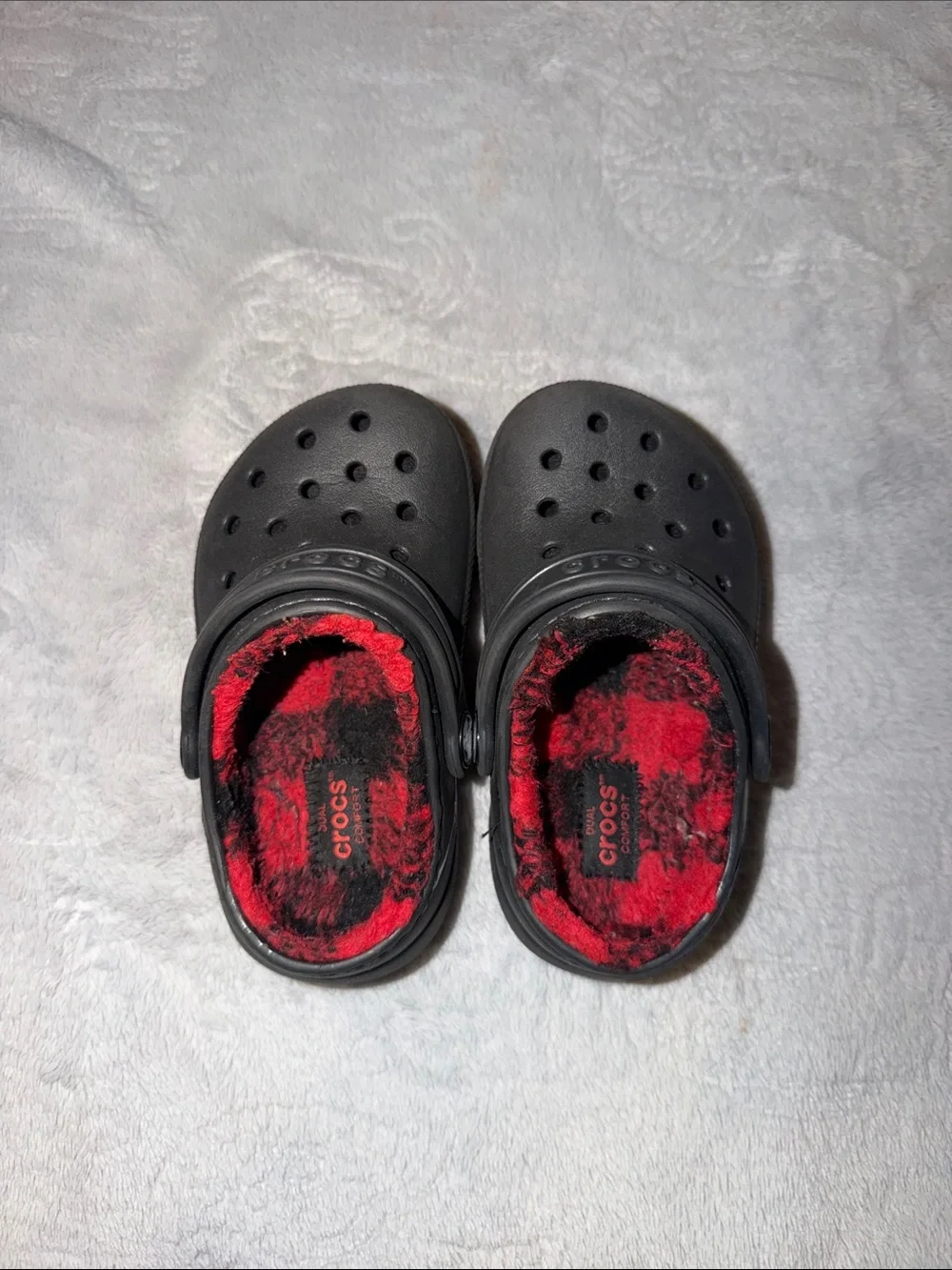 CROCS Kids Black Clog with Red Fuzzy Lining